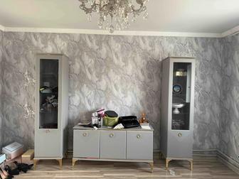 Горка для гостиной в отличном состоянии