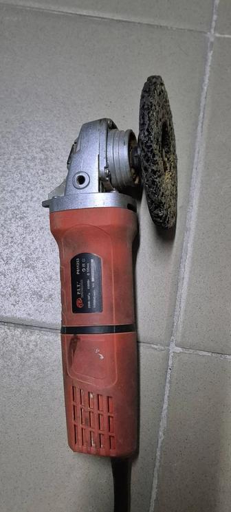 угловая шлифовальная машина (также известная как болгарка)