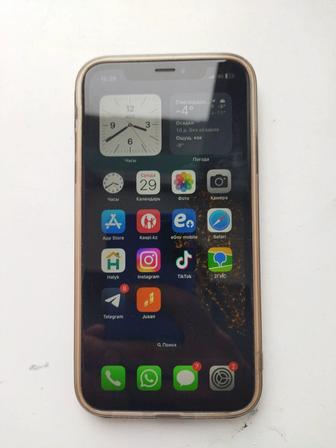 Продам iPhone XR 64gb