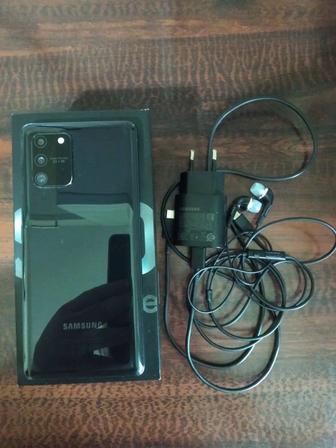 Телефон Samsung Galaxy S10 Lite