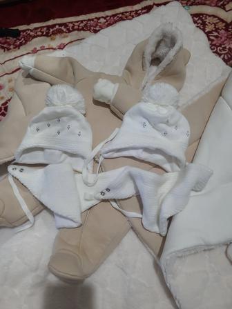 Шапка для двойни