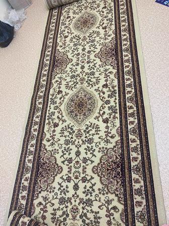 Продается ковер для коридора