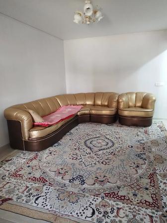 Диван угловой