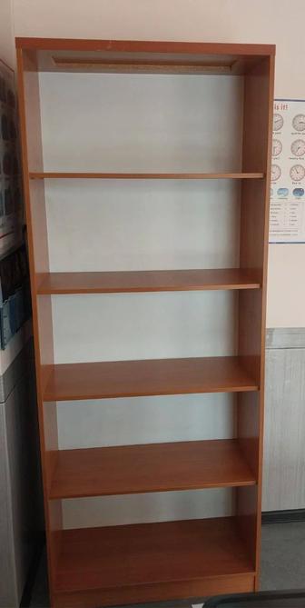 Продам книжный шкаф