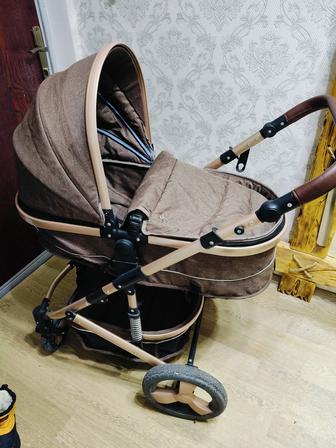 Коляска зима- лето в отличном состоянии