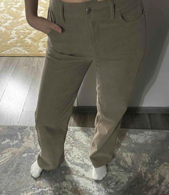 Продаю ВЕЛЬВЕТОВЫЕ ДЖИНСЫ