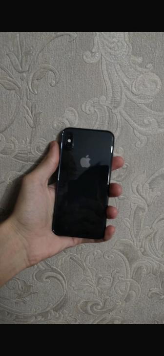 Продам айфон хс