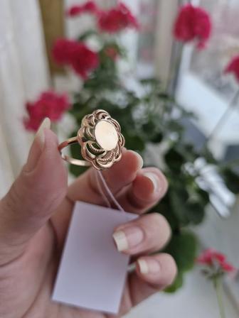 Продам золотое кольцо