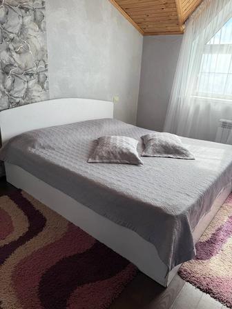 Продам кровать с матрасом
