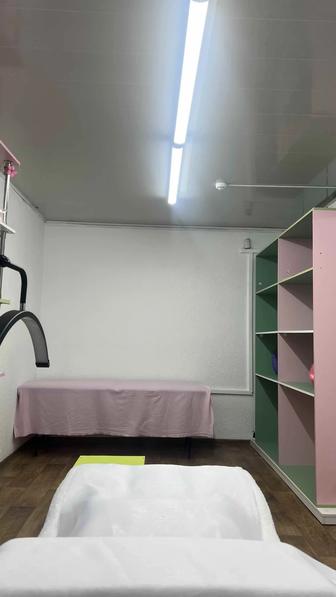 Сдаем места на аренду для мастеров Наращ. Ресниц, Визажистов и Косметологов