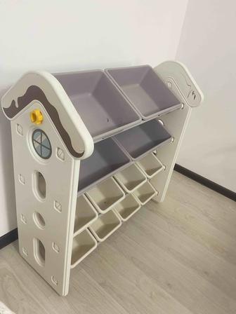 Стеллаж для игрушек