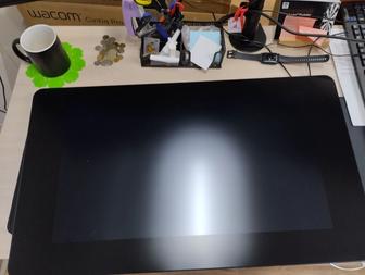 Продам Графический планшет Wacom Cintiq Pro 24 touch (DTH-2420)