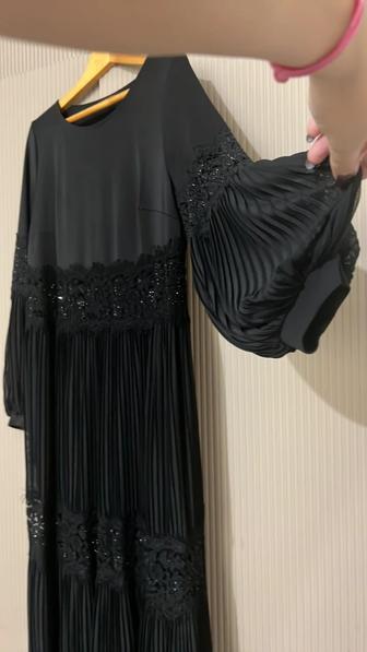 Нарядное платье