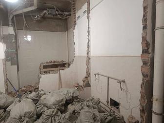 Услуги демонтаж стен