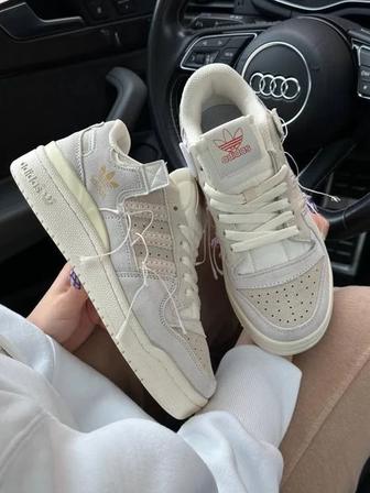 Кроссовки adidas forum low