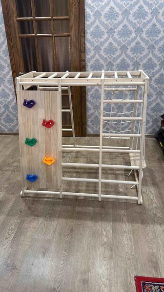 Продаю детскую игровую комплекс качества купила за 130к продаю за 90