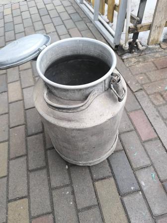 Продам флягу советскую алюминиевую 40л