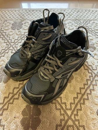 Balenciaga Runner 44размер