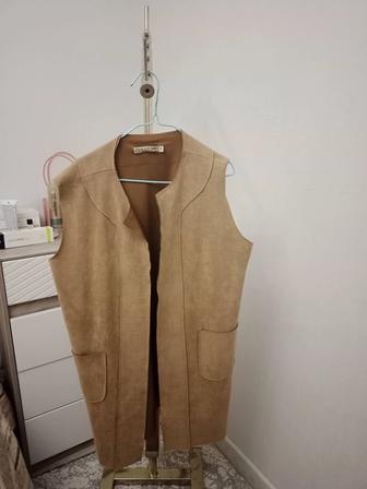 Продам кардиган без рукавов