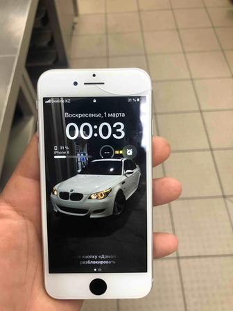 продам айфон 8