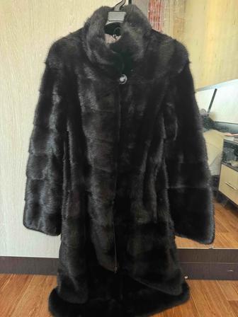 Пролкм черную норковую шубу