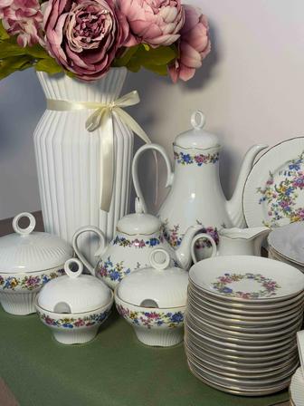 Винтажный фарфоровый сервиз