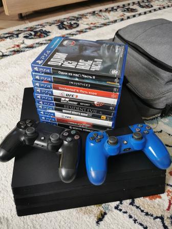 Продам Sony Playstation 4 Pro. Память 1 тб. Игры в дисках 13шт.