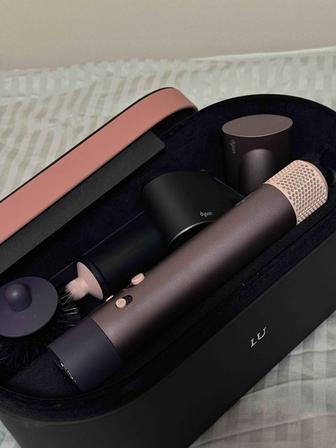 продам Dyson airwrap I.D версия. в оттенке Jasper Plum