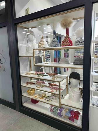 Стеллаж для бутика