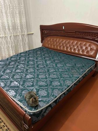 Продам кровать