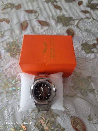 Продам часы Patek Philippe Nautilus