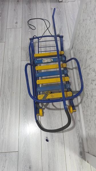 Продам санки