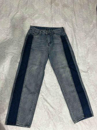 Джинсы