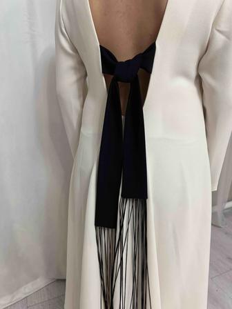 Продам красивое добротное вечернее платье