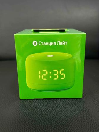 Яндекс Станция Алиса Лайт 2 с часами зеленый