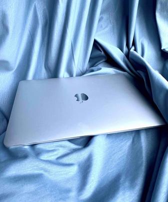 MacBook Air 256 GB