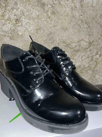 Ботинки женские