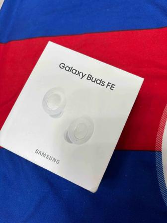 наушники Samsung Galaxy Buds FE