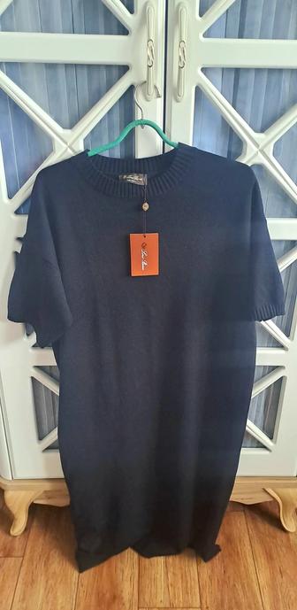 Черное трикотажное платье (новое)