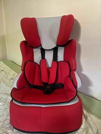 Детское автомобильное кресло Карсан плюс