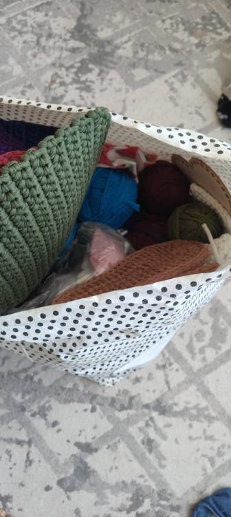 Трикотажная пряжа, полный пакет, все что внутри