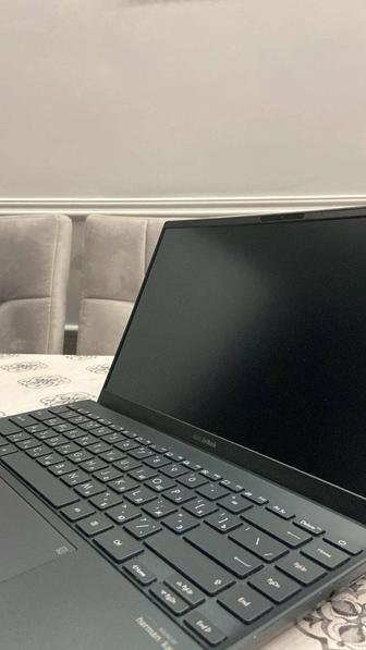Ноутбук Asus Zenbook