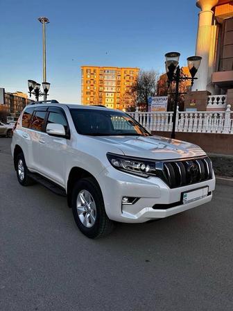 Аренда авто Toyota Land Cruiser 150