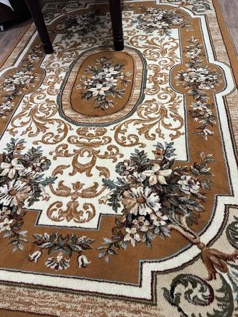 Продам палас в отличном состоянии