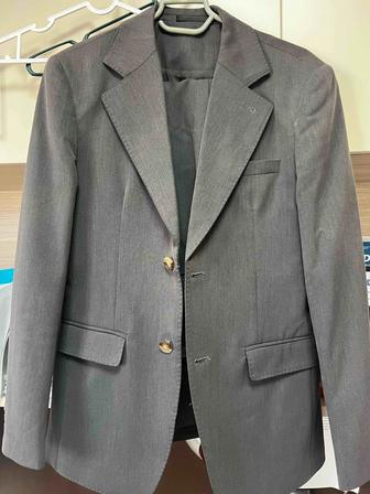 Костюм мужской