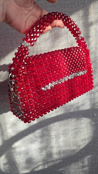 Сумочка/сумка из бусин
