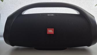 Портативная колонка JBL Boombox черный.