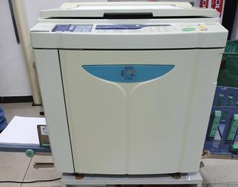 Ризограф, riso EZ 370e.