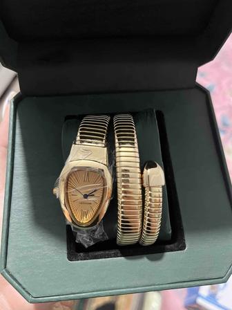 Женские наручные часы Bvlgari Serpenti Tubogas Watch