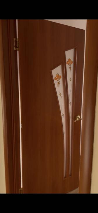 Продам межкомнатные двери в отличном состоянии